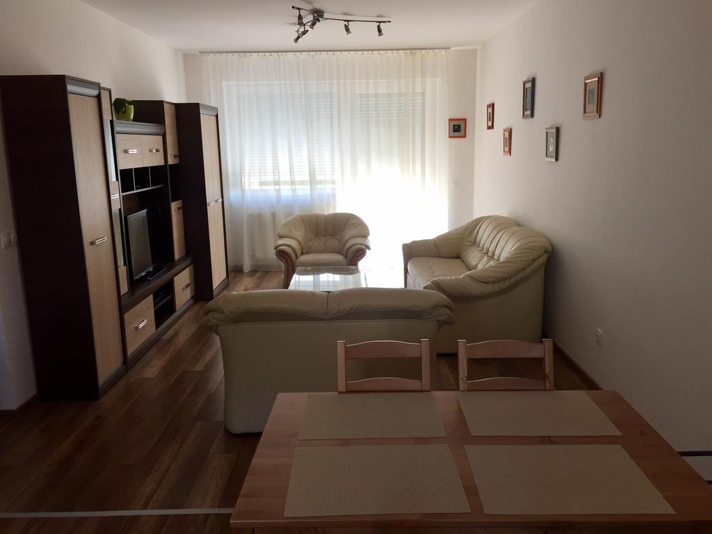 Barand Apartman Эгер Экстерьер фото